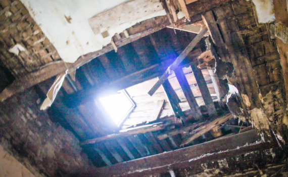 В Новосибирске проводится проверка после обрушения железобетонной плиты и гибели двух человек В Новосибирске проводится проверка после обрушения железобетонной плиты и гибели двух человек