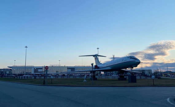 Аэропорт Толмачево прекращал прием самолетов из-за проблем с погодными данными Аэропорт Толмачево прекращал прием самолетов из-за проблем с погодными данными