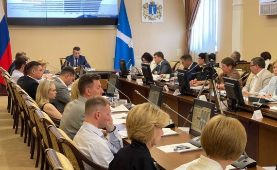 В ульяновском Правительстве рассмотрели итоги работы по повышению уровня зарплат за полугодие